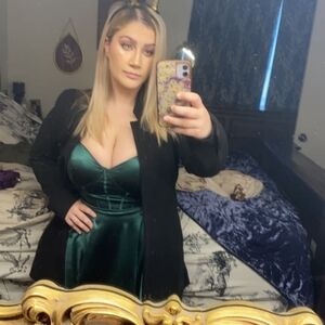 Meet your Posher, Breanna